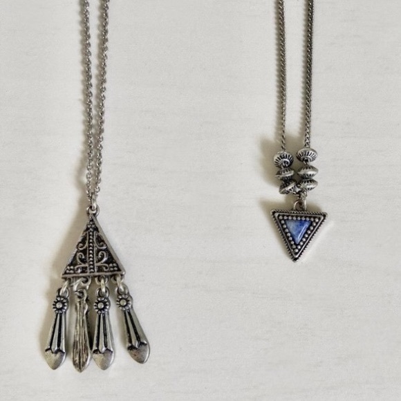 2-Tier Tribal Necklace Set - Picture 4 of 7